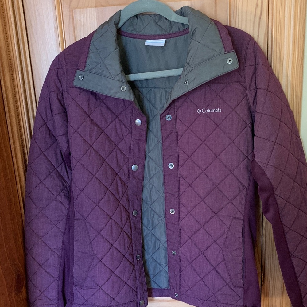 Columbia Quilted Purple Snap Button Light Jacket